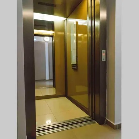 Vivando - Classy E + Parking Apartamento Bucarest