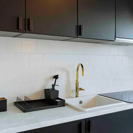 Vivando - Classy E + Parking Apartamento Bucarest